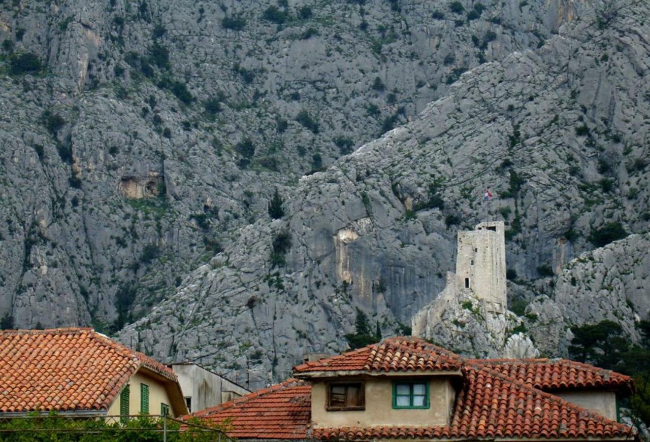 Apartmani Villa Marija Omiš Eksteriør bilde