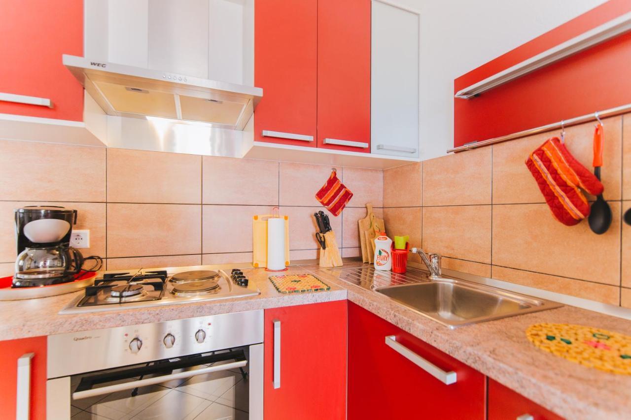 Apartmani Villa Marija Omiš Eksteriør bilde