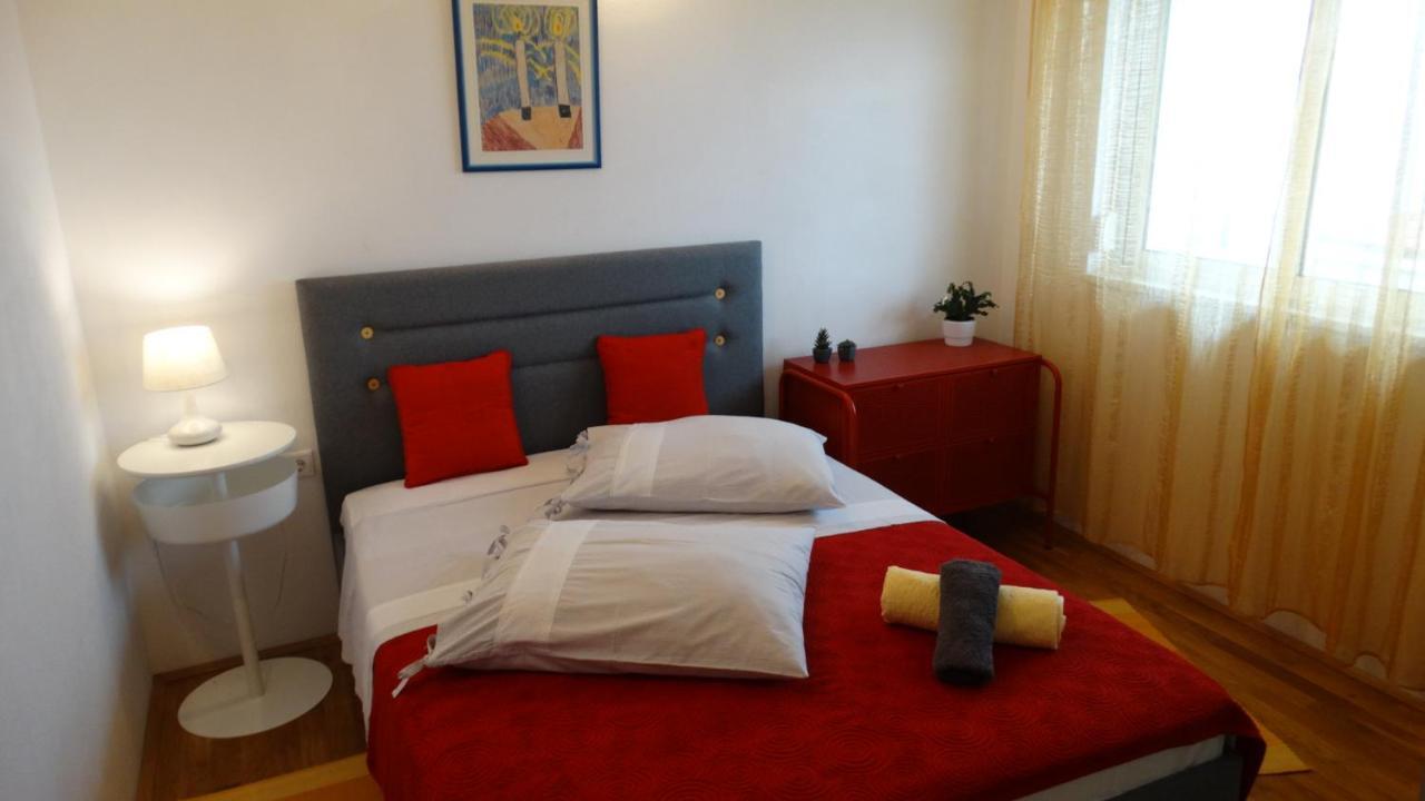 Apartmani Villa Marija Omiš Eksteriør bilde